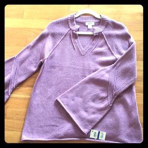 Women’s V Neck Sweater